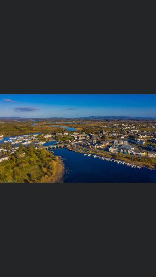 Parisian Style Townhouse Villa Carrick on Shannon Dış mekan fotoğraf