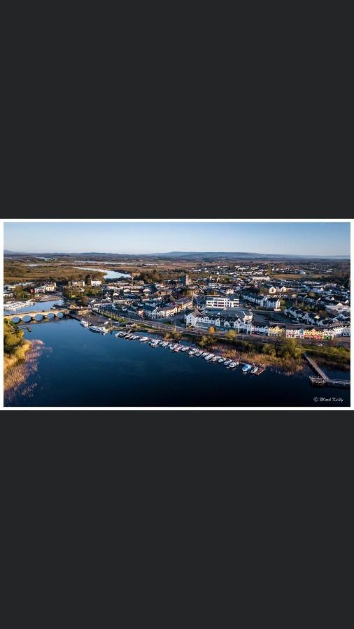 Parisian Style Townhouse Villa Carrick on Shannon Dış mekan fotoğraf